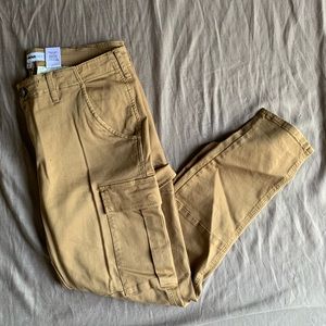 Fashion Nova Men slim cargo pants brown/tan